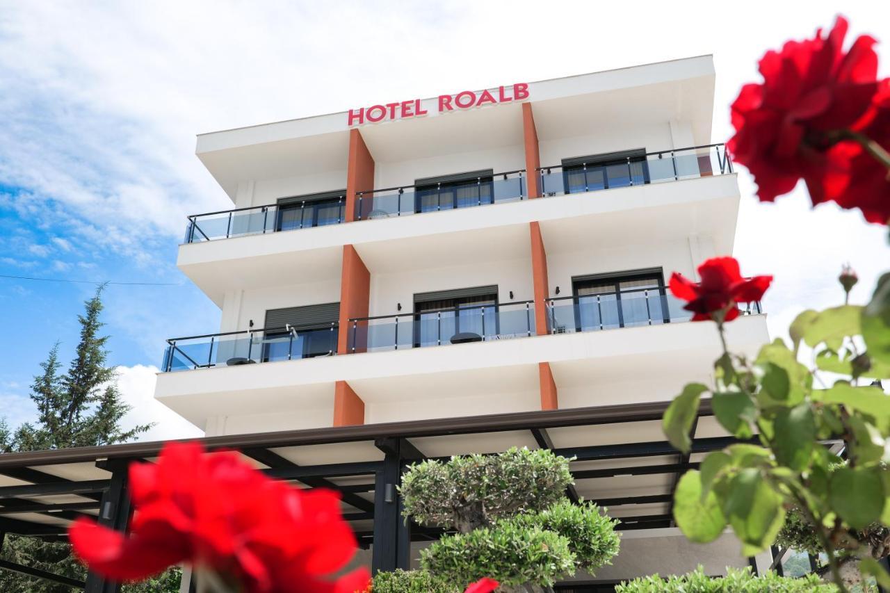 Hotel Roalb Radhimë Exteriér fotografie