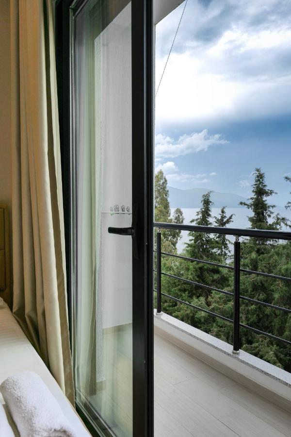 Hotel Roalb Radhimë Exteriér fotografie